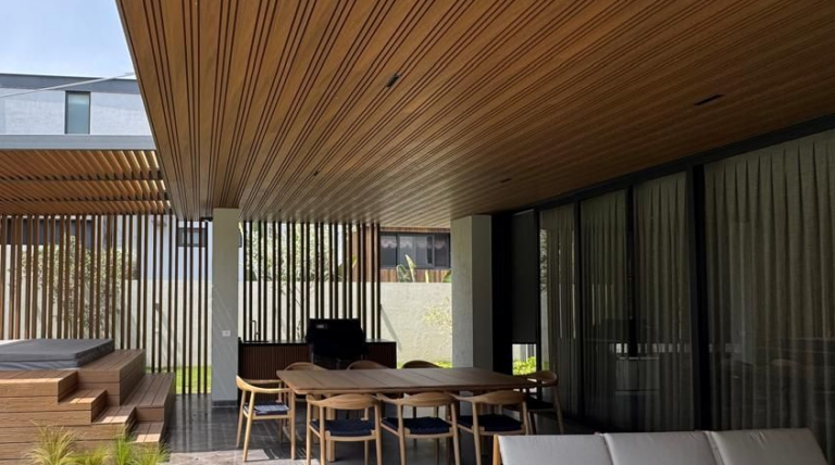 Newtechwood_-_UH94_-_01